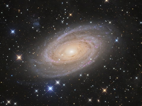 M81 — Belichtung 12,2h. Robert.Autor: RobertLizenz: CC BY-NC-ND 4.0