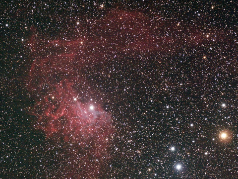 IC 405 — Der Flamming Star Nebula am 28.11., 34 x300 Sekunden bei 800 ISO, Pentax 75/500 SDHF, Canon EOS 40 Da