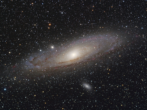 Messier 31 - die Andromedagalaxie in der AndromedaAutor: RobertLizenz: CC BY-NC-ND 4.0
