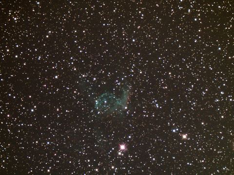 Thors Helm — Thors Helm NGC 2359 im Großen Hund aufgenommen von Niels am 26/27.2.2022. Teleskop: TS RC 154/1370 (mit 0,67er Reducer), Kamera: ASI 294 McPro Belichtung: 100x30 Sekunden bei Gain 500 und -10°C Chiptemperatur