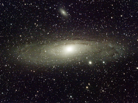 M 31 — Der Andromedanebel M31 aufgenommen von Niels am 29.8.2025 mit der Dwarf3 Smart Teleskop. Belichtung 120 x 30 Sekunden bei Gain 60.